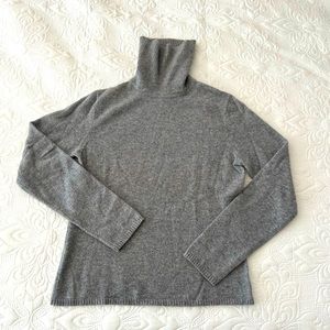 Ann Taylor 100% Cashmere Turtleneck Sweater M
